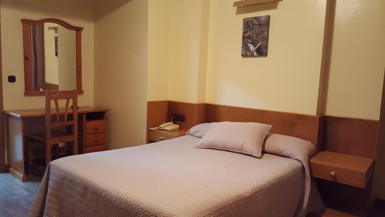 Hotel Naranjo De Bulnes Arenas De Cabrales Zewnętrze zdjęcie